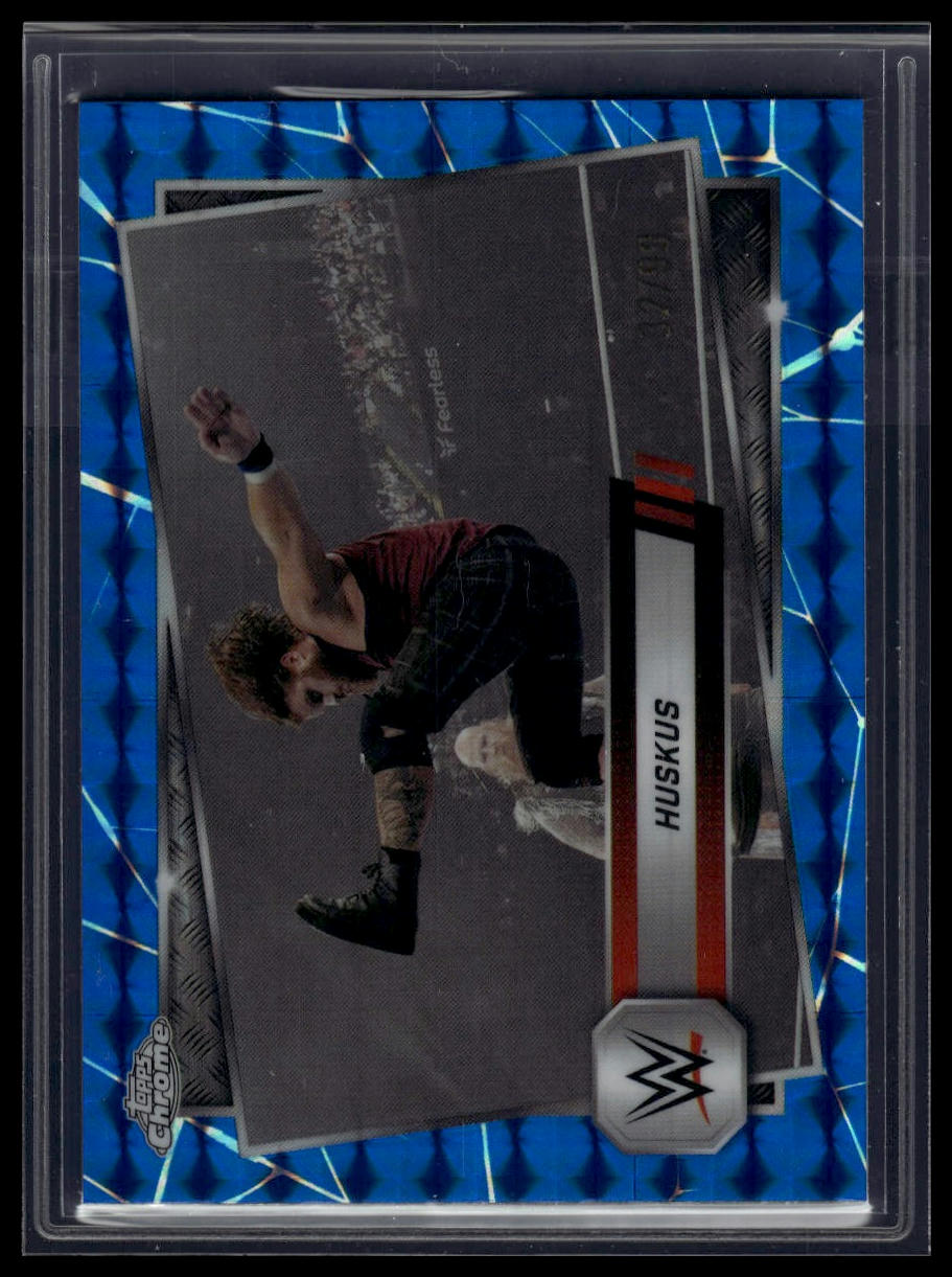2025 Topps Chrome WWE #83 Huskus Blue Geometric Refractor #/99