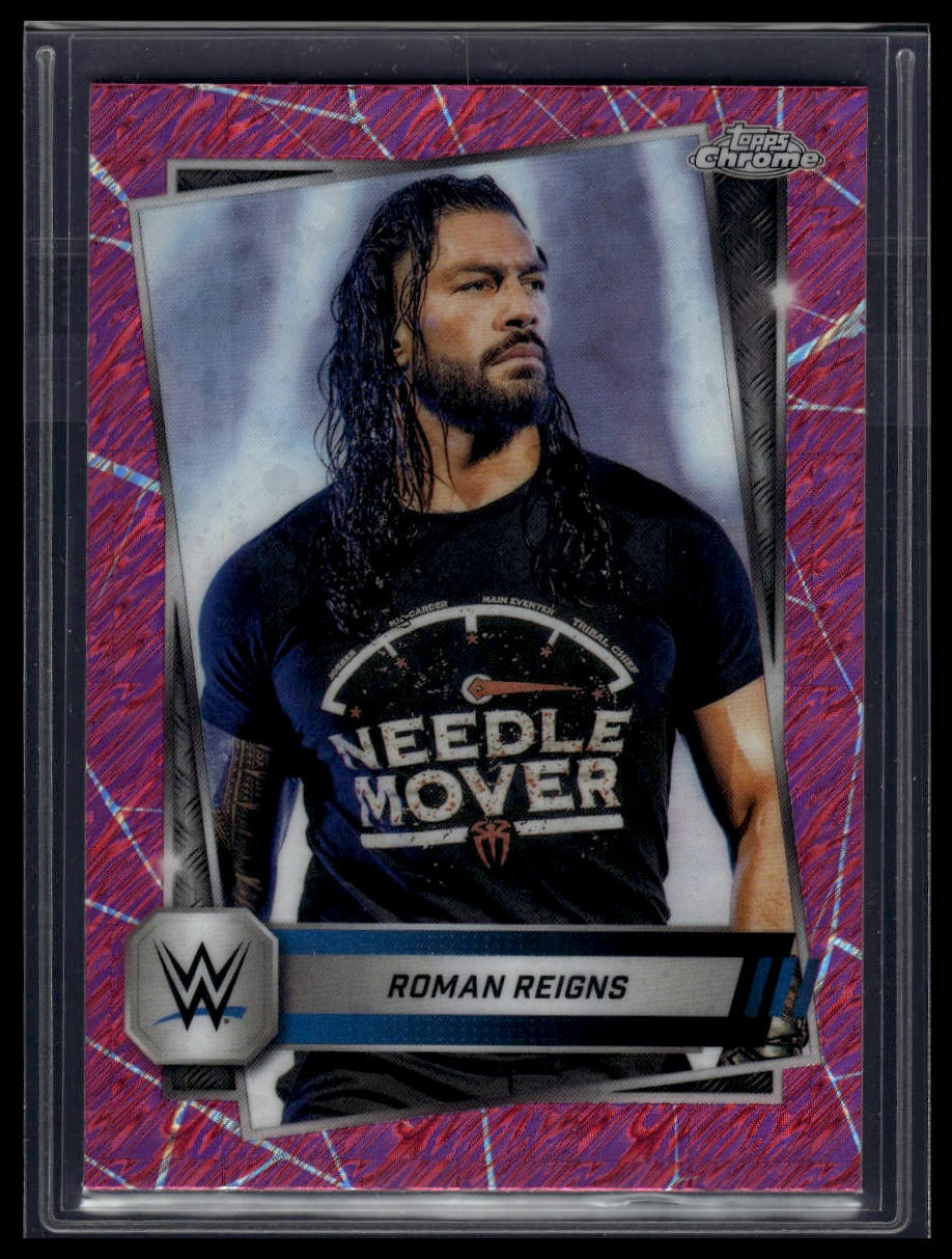 2025 Topps Chrome WWE #3 Roman Reigns Pink Shimmer Refractor