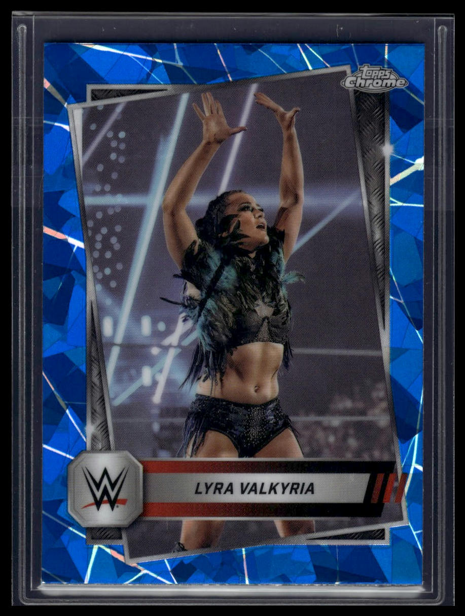2025 Topps Chrome Sapphire WWE #135 Lyra Valkyria