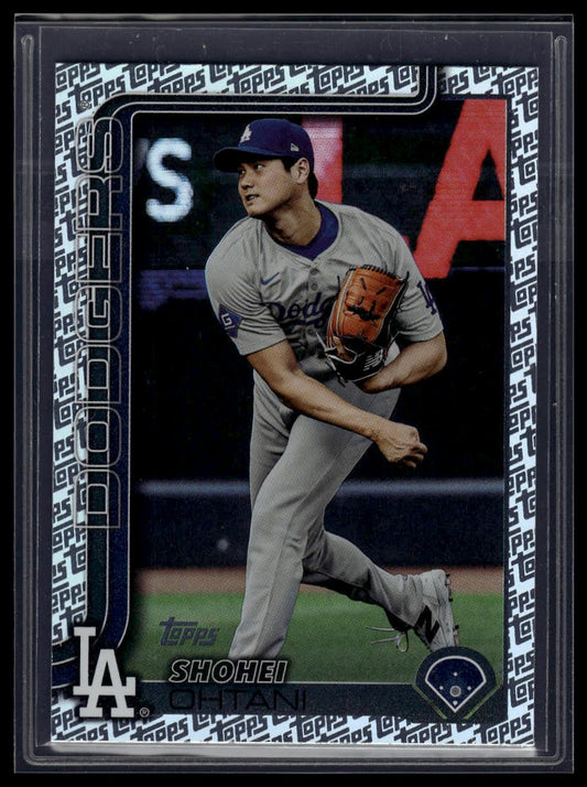 2025 Topps #400 Shohei Ohtani Topps Foil Pattern