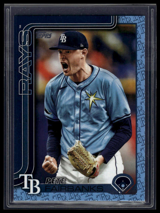 2025 Topps #198 Pete Fairbanks Team Color Border