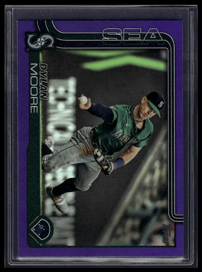2025 Topps #105 Dylan Moore Purple Rainbow Foil #/250