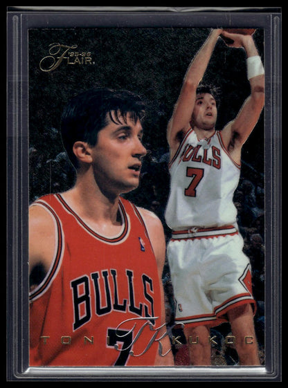1995-96 Flair #17 Toni Kukoc